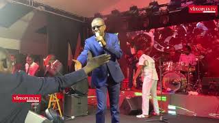 Soiree de gala des CAURIS D’OR Youssou Ndour met le feu et explose le King Fahd avec le MEDS