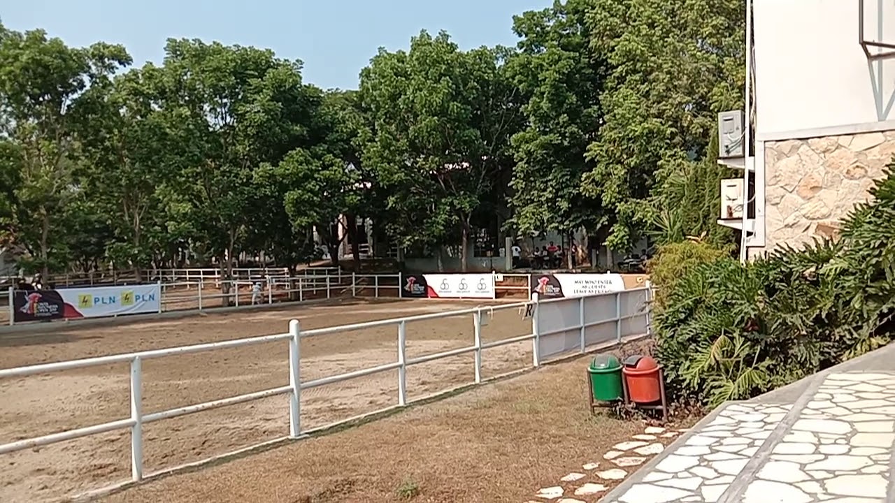 Berkuda Nirwana Stable - YouTube