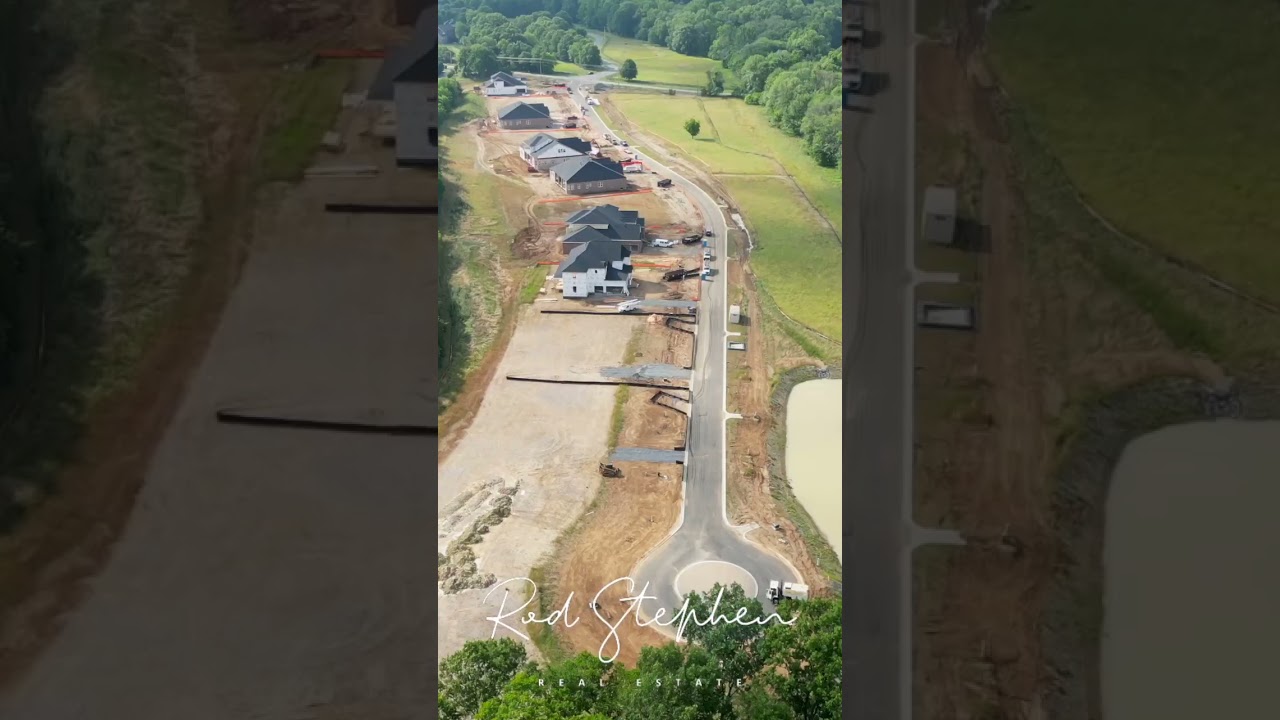 Are you looking for luxury homes in Marvin, NC? 🧐