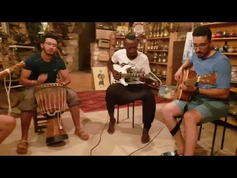 Belle Ambiance Mélange Beldi Afro Reggae Et Gnawa 