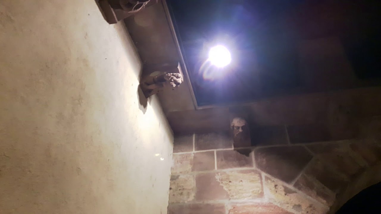 Spalentor at night. Спалентор ночью.