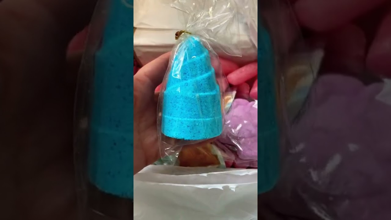 Your BathBox UK | April | Unboxing Short! Unicorn bath bomb?!