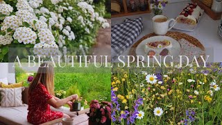 A beautiful spring day in Switzerland Strawberry roulade recipeNature walkSilent spring vlog