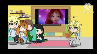 Past Bloom react +parents, mitzi and Sky
