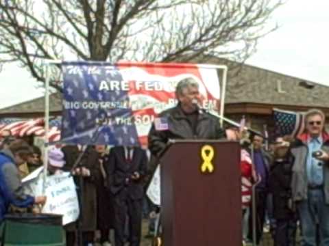 Jerry Agar at the Lisle Tea Party 4 15 2009