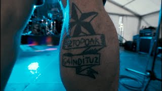 Video thumbnail of "SOFOKAOS - Oztopoak Gaindituz X"