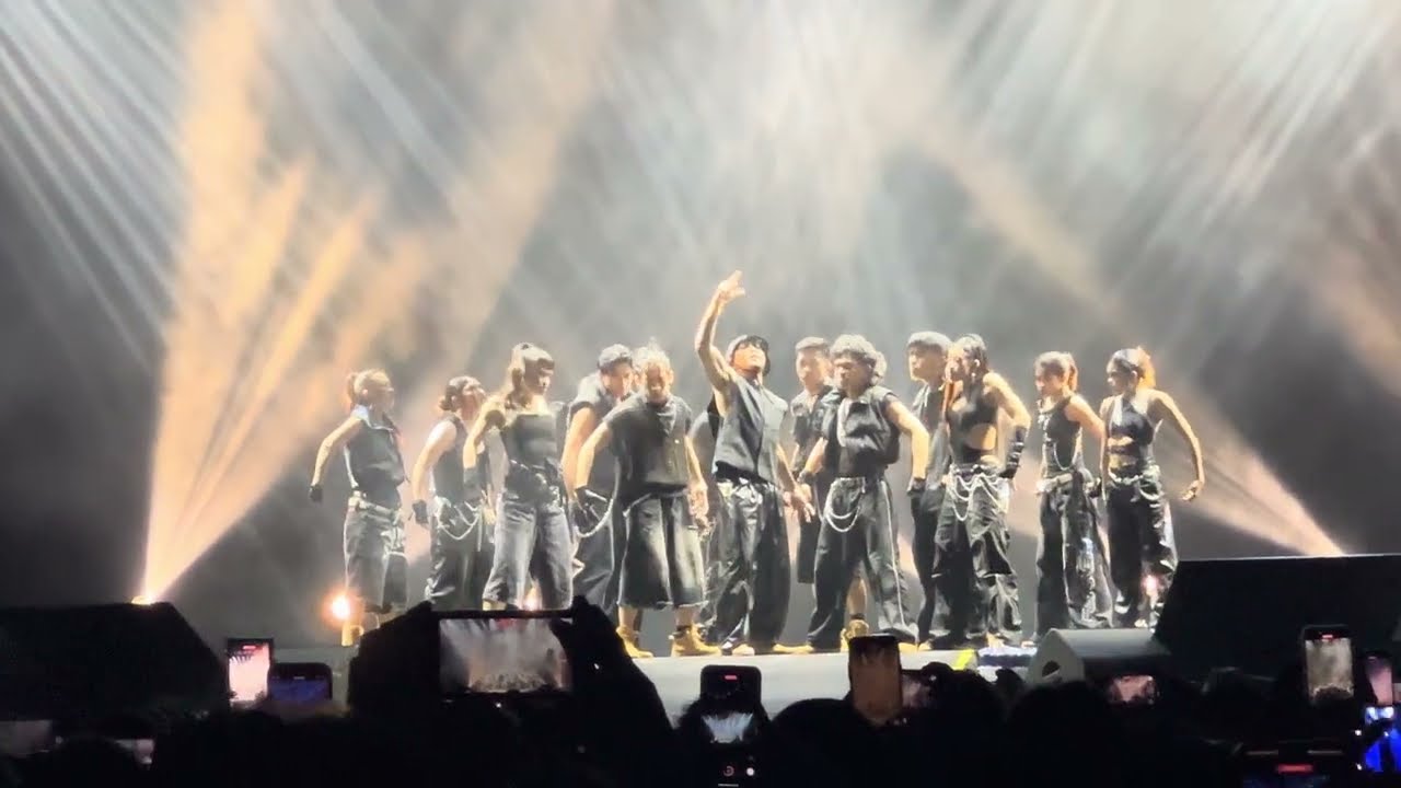 W3 intermission dance performance| Dunkin' Thanksgiving: SB19 6th Anniversary Celebration