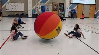 3rd Grade Crab Soccer (Music : 01- U Can't Touch This.mp3 - MC Hammer)