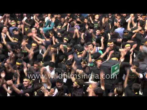 hauntingly-beautiful-chest-thumping-rhythm-and-chanting-by-muharram-devotees