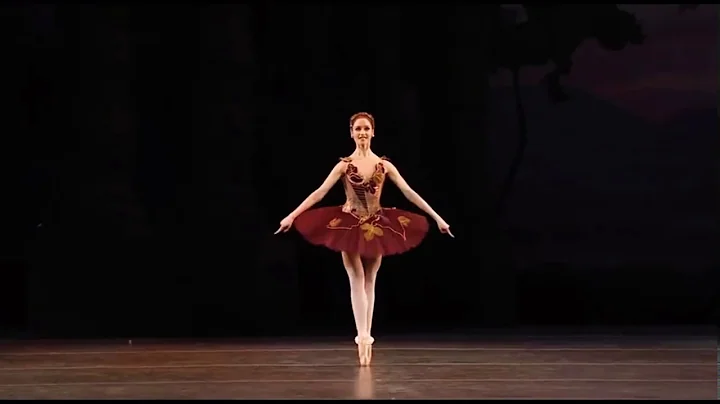 SLEEPING BEAUTY - Fairy of the Golden Vine (Emma Maguire - Royal Ballet)