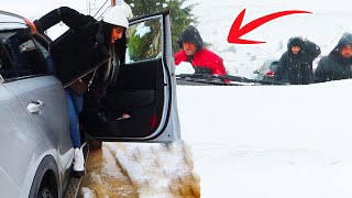 علقنا في العاصفة الثلجية❄️ ..دقائق مرعبة!😢