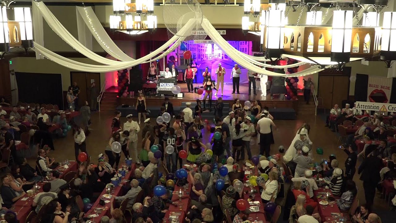 “99 Luftballons” Manuela Horn - Karneval auf der Reeperbahn - Anaheim KG - 2015 - 2016 Season