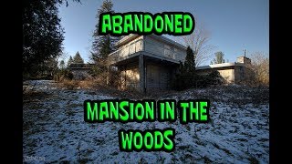 EXPLORING AN ABANDONED MANSION IN THE WOODS WITH A POOL