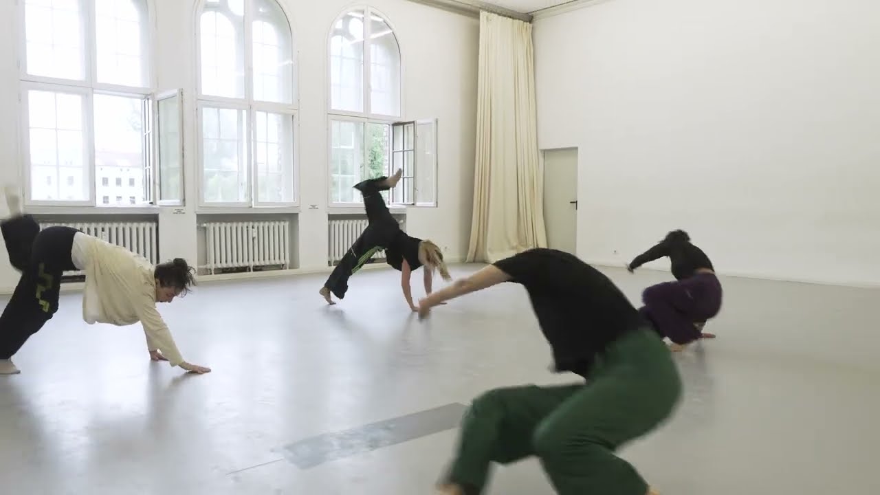 Jenna Berlyn Profi Training Contemporary Dance Class