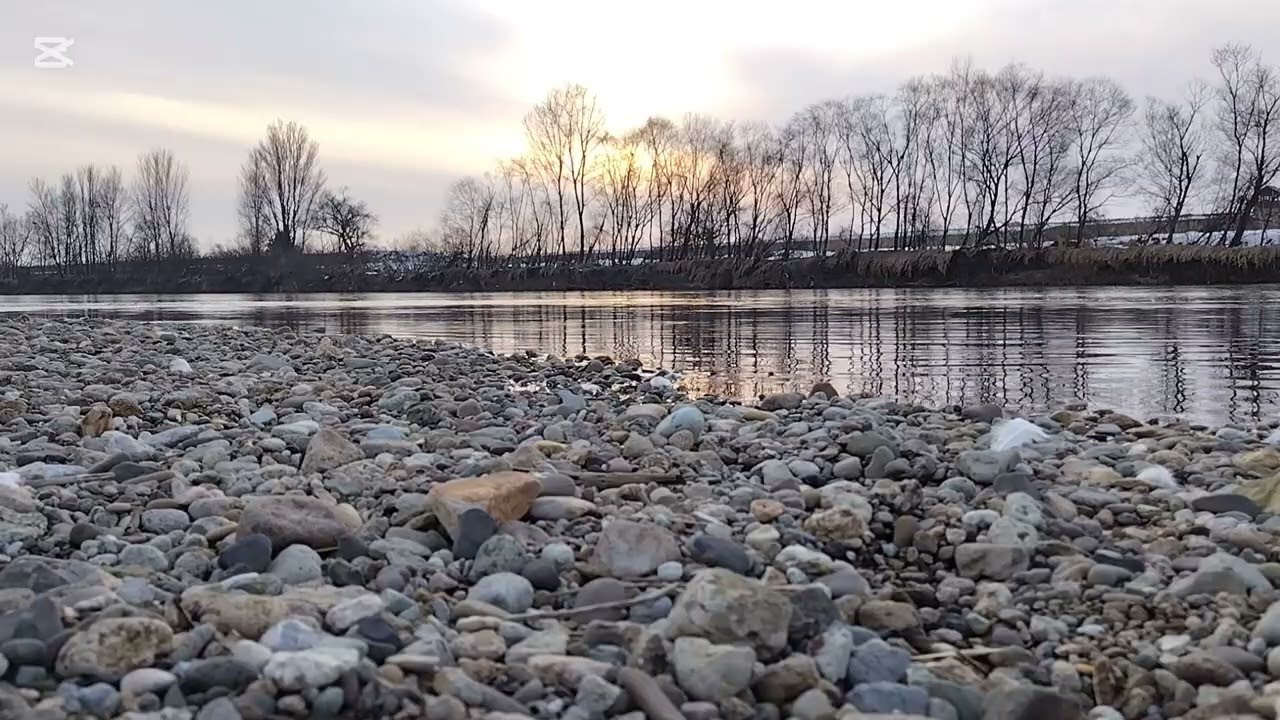 EN: Gentle River at DuskJP｜夕暮れのやさしい川