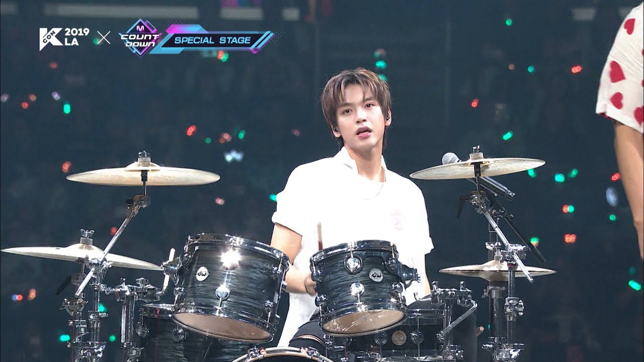 [KCON 2019 LA] Special Stage | Stray Kids (3RACHA 스트레이키즈) | N.Flying (엔플라잉)