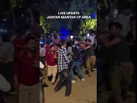 21 जुलाई की रात को दिल्ली के जंतर मंतर पर #jantarmantar #cockroachjantaparty #shorts #trending #yt
