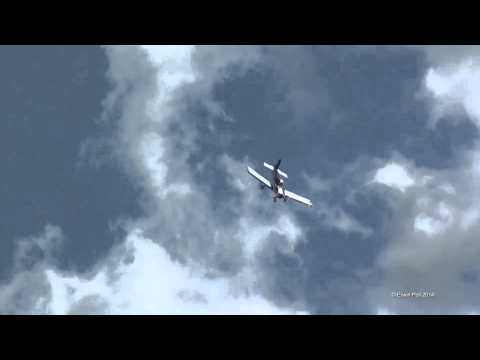 Hamilton Airshow Volkel in de Wolken Robin PH-SVN Display 25-05-2014