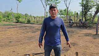 A buena mañana los albañiles, empiezan a sentar las primeras zapatas de la casa del suscripitor 