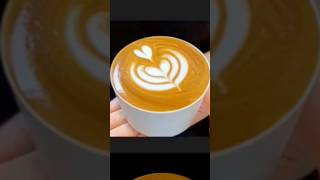 Simple tulip latte art