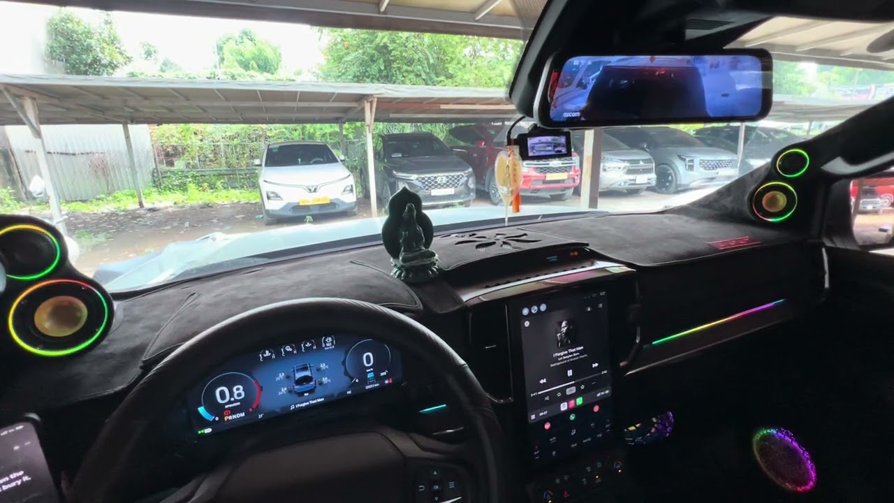 I Forgive That Man-Helix p6 ultimate, Focal k2& front sub utopia on Ford Everest