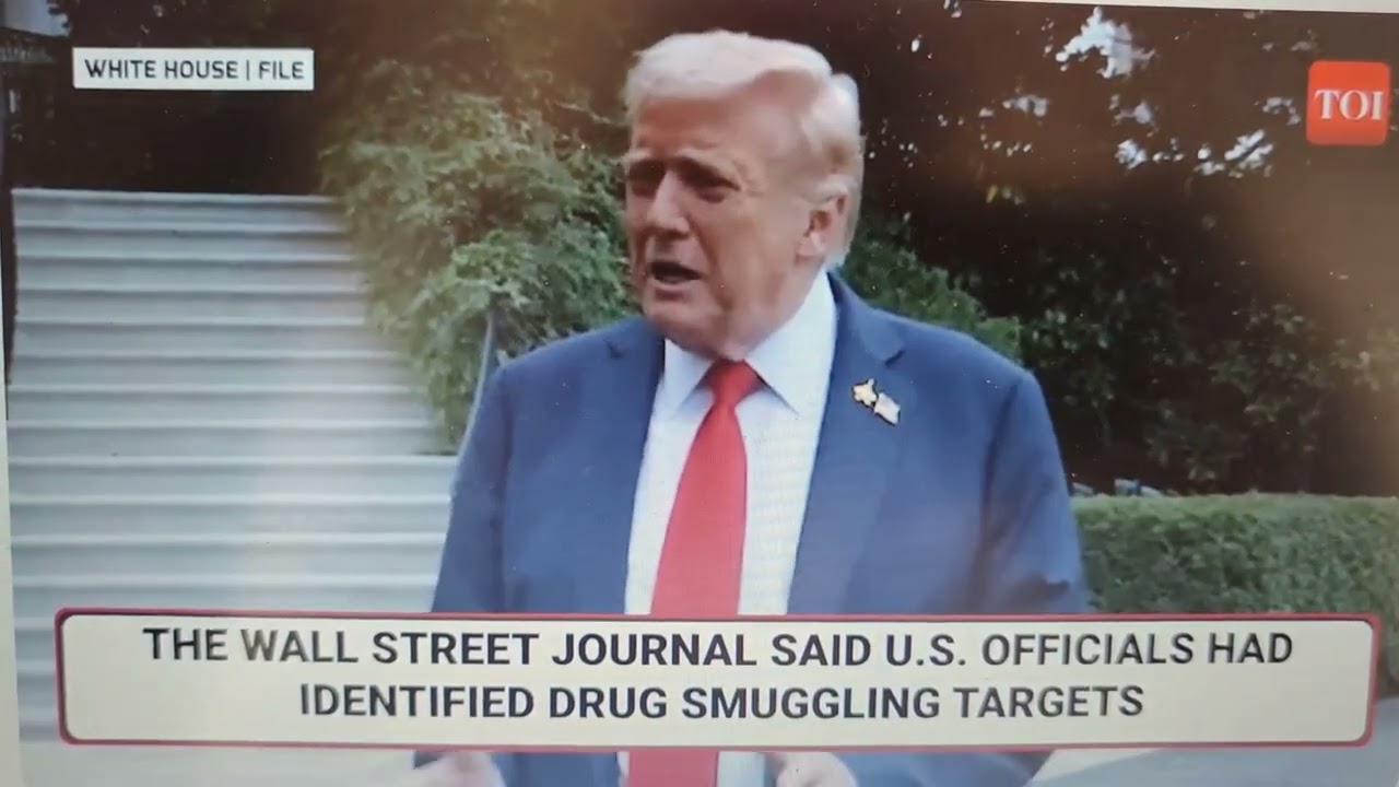 Donald Trump's funny hand gestures, round 2 (Stop right there criminal scum)