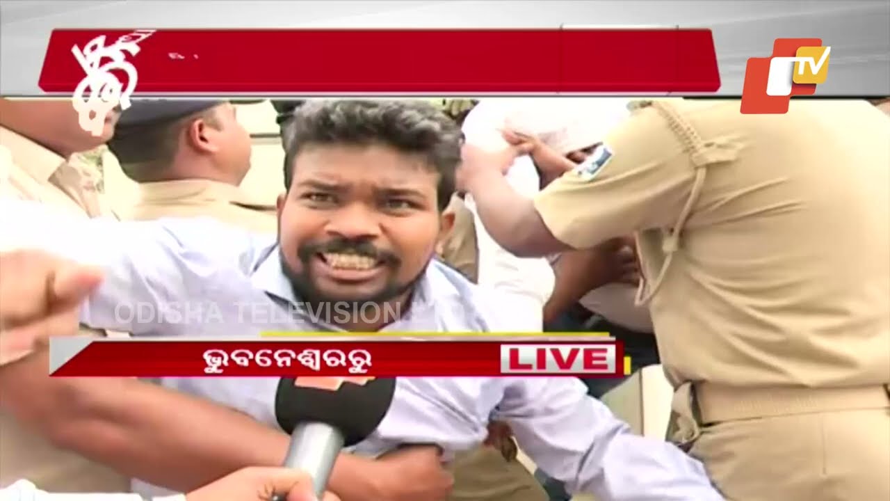 ABVP gheraos Odisha School & Mass Education Minister’s house alleging mismanagement in Matric exams