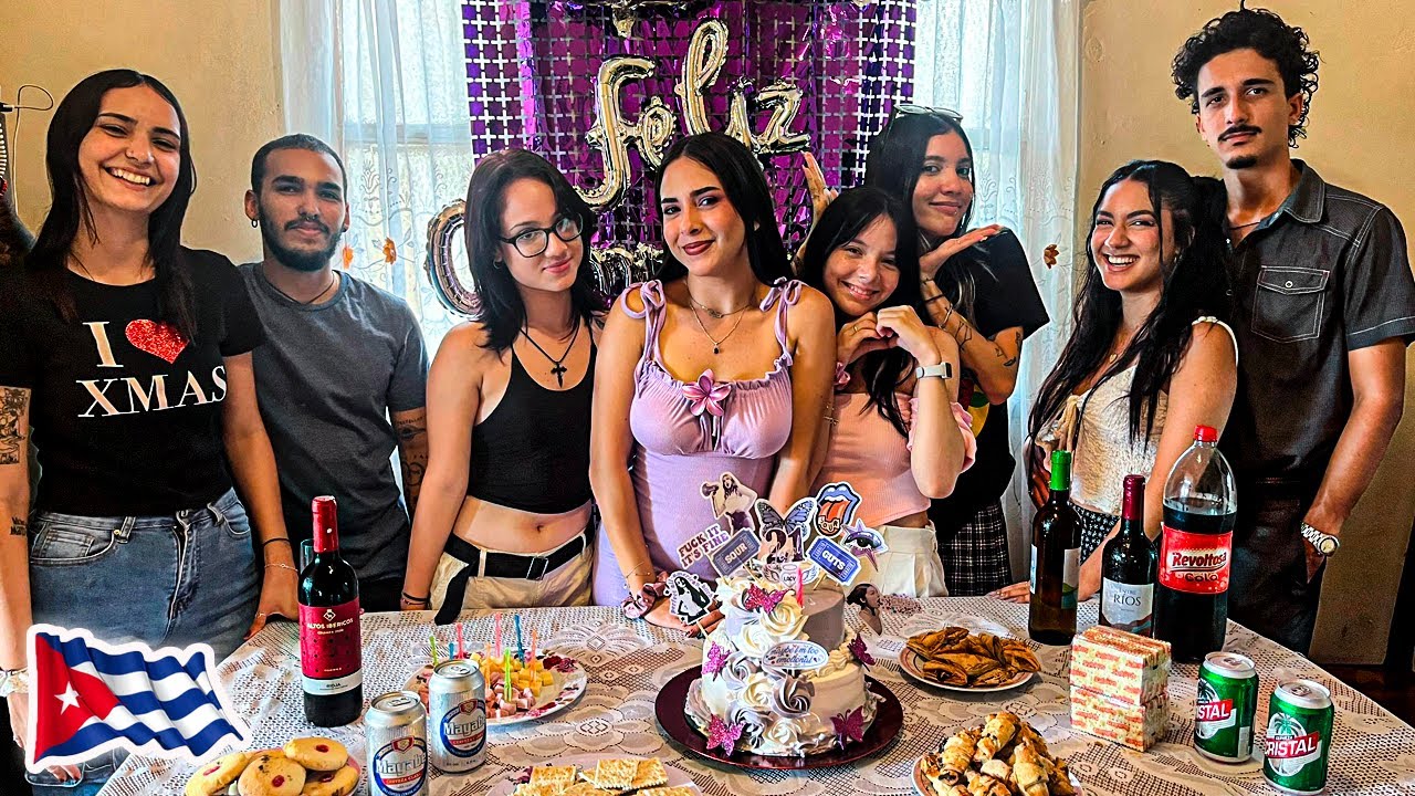 ASI CELEBRAMOS el CUMPLEAÑOS de NUESTRA AMIGA!