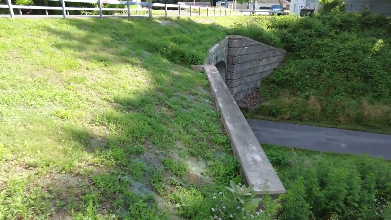 Walking New York State (4K) - Highland, Ulster County