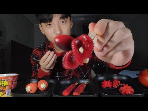 <strong>Red</strong> Food ASMR <strong>Color</strong> Mukbang 빨간색 음식 ASMR 색깔 먹방 (새우튀김,쭈꾸미,라면볶이,딸기마쉬멜로우,토마토)