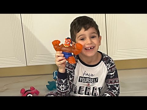 Super Damian Гуджитсу Игрушка Траш Гу Шифтерс тянущаяся фигурка GooJitZu