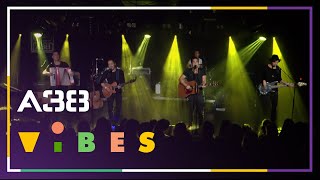 Video voorbeeld van "Bagossy Brothers Company - Vakít a kék // Live 2016 // A38 Vibes"