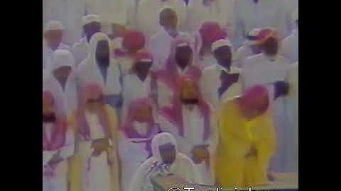 القارئ علي جابر سورة الملك - من الآية 16 إلى الآية 19