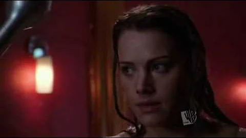 Smallville - 5x20 - Fade - Lois is being watched b...