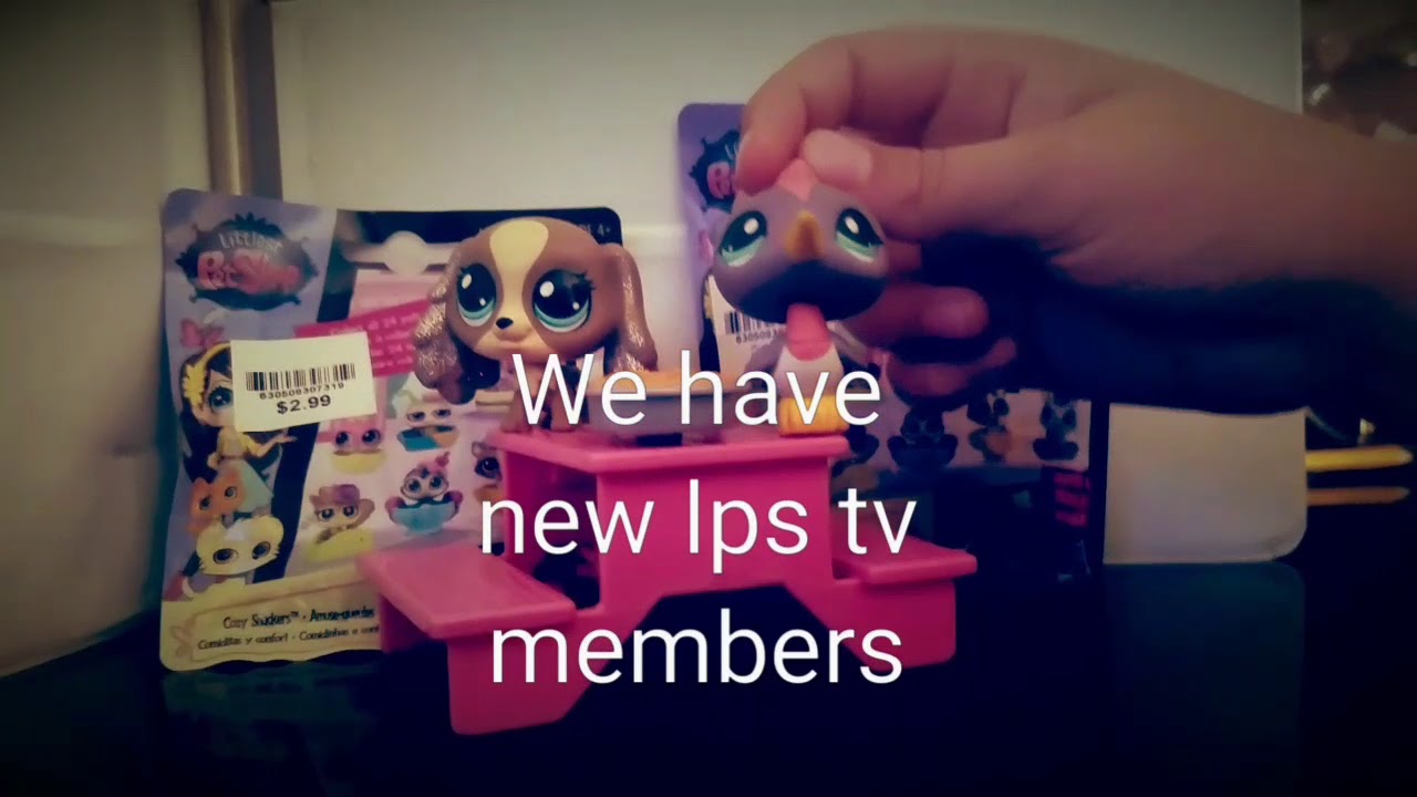 Unboxing/unbaging new Lps