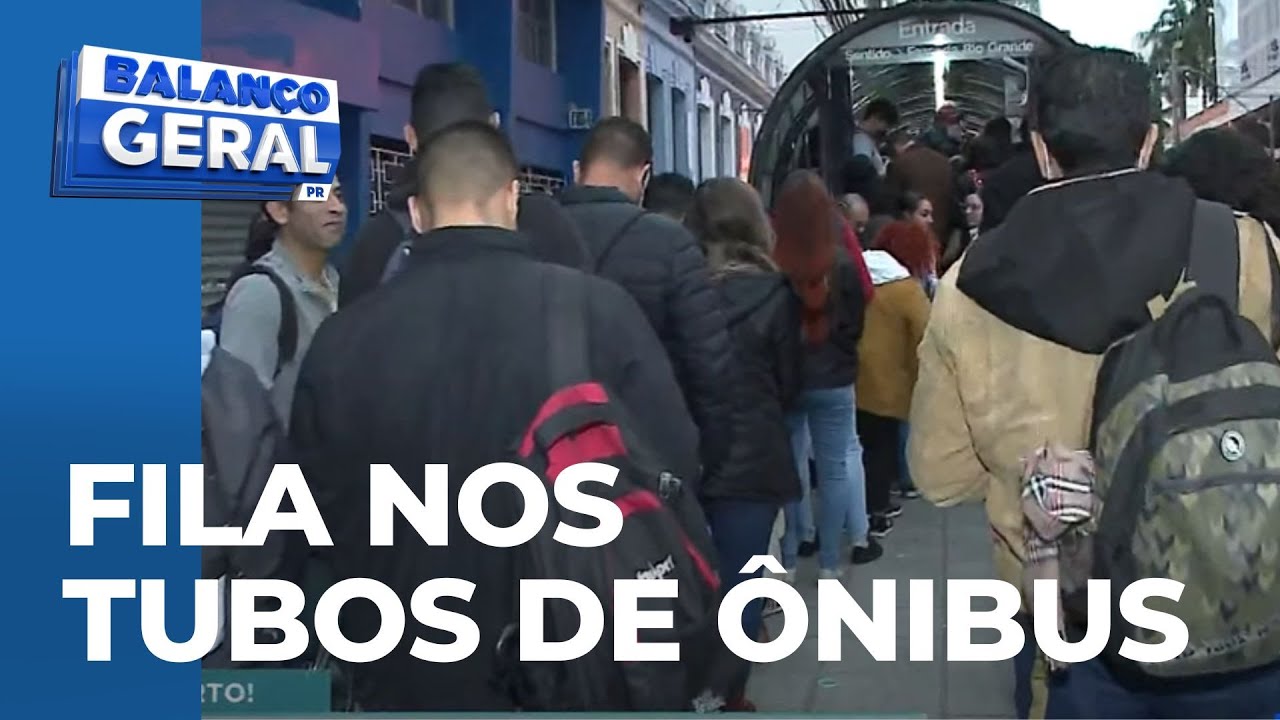 Povo enfrenta dificuldades na hora de pegar ônibus em Curitiba