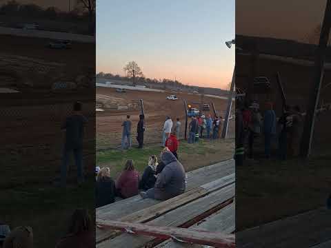hotlaps at western ky speedway on 4-12-2025