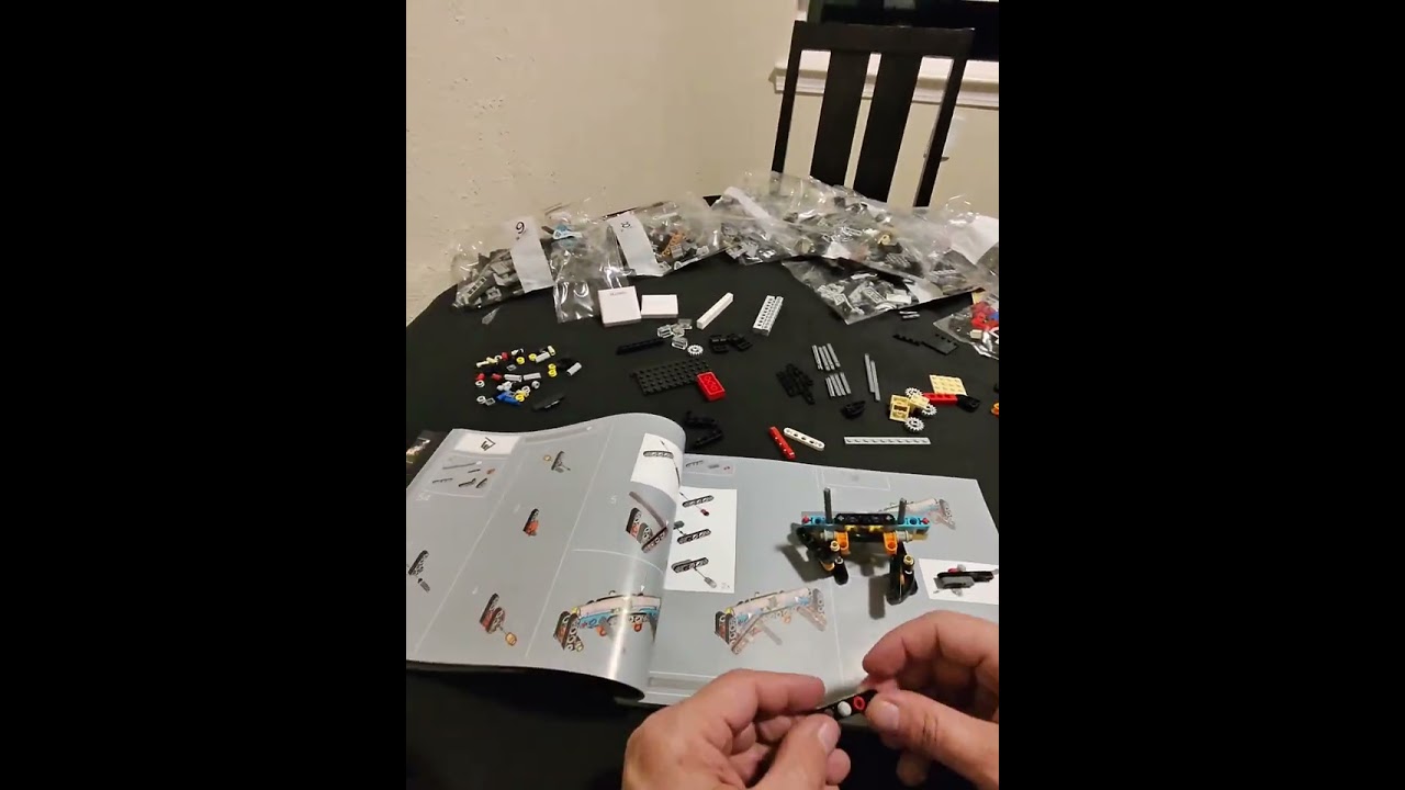 Building DeLorean lego set | package 3 | part 1 of 2