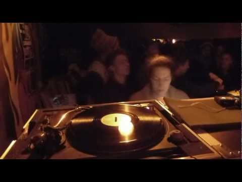 Dub Corner #7 - I-Skankers "Freddie McGregor - Leave Yah / Luie Lepki - 20 Miles Blackstar Liner"