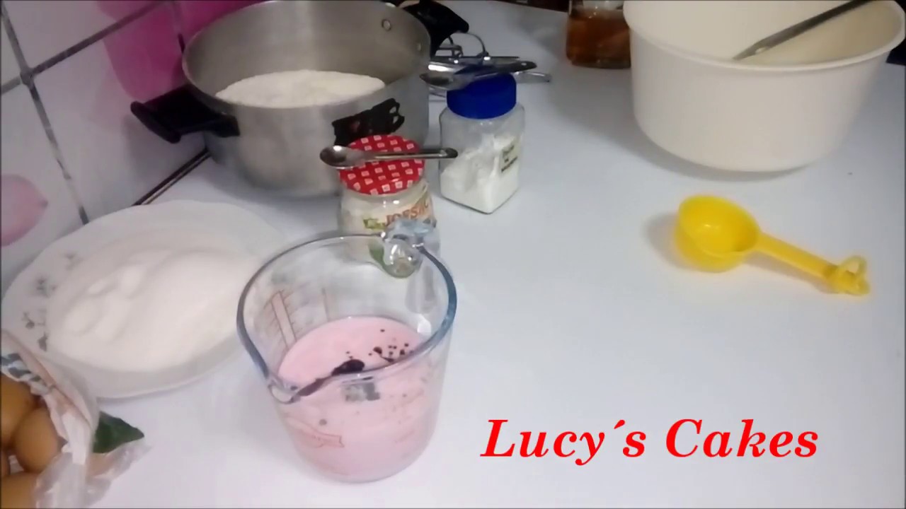 Cómo hacer queque de chocolate húmedo/ Lucy´s Cakes