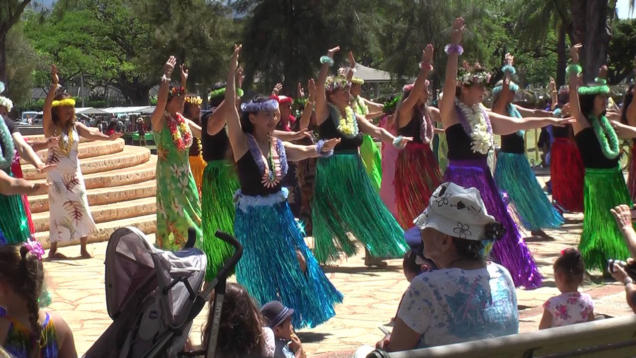 Hula May Day Kapiolani Park 2016 #10