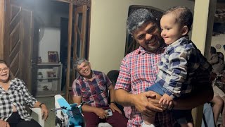 A ALEGRIA DE RAVI COM O PRESENTE QUE GANHOU NO DIA DA SUA PRIMEIRA FOGUEIRA!