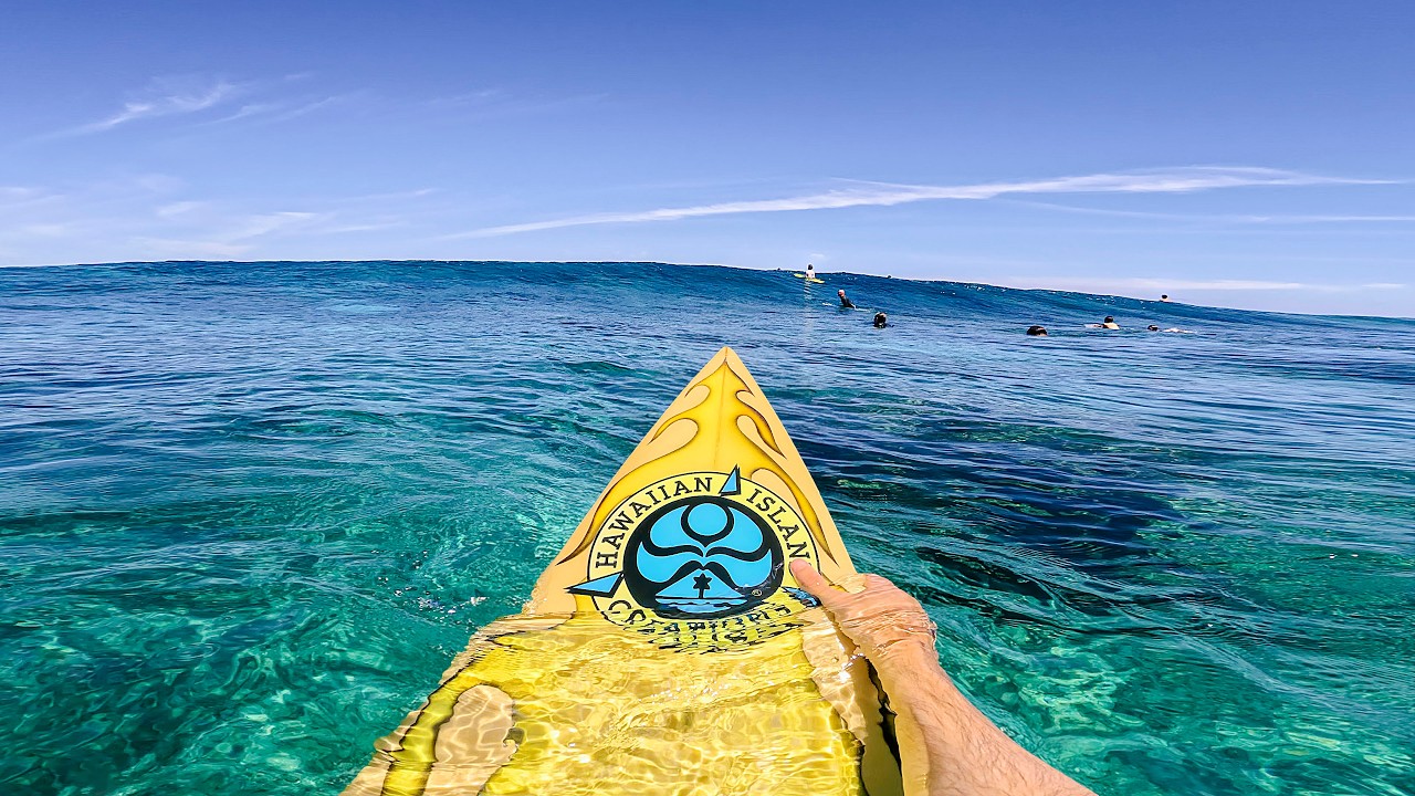 Surfing North Shore's Skatepark Wave | Magic Water Color | RAW POV