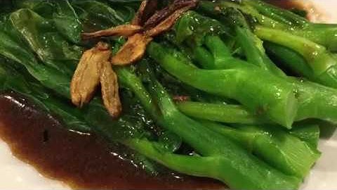 Cải rổ (cải làn) luộc sốt tương, tỏi phi