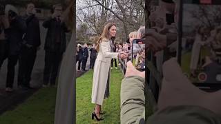 Inst mrsmiddletonx #princesscatherine #katemiddleton #duchessofcambridge#princewilliam#queen