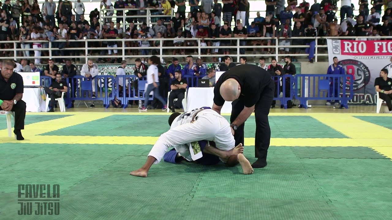 Luciano Alexis from City of God at Jacarapagua Open YouTube