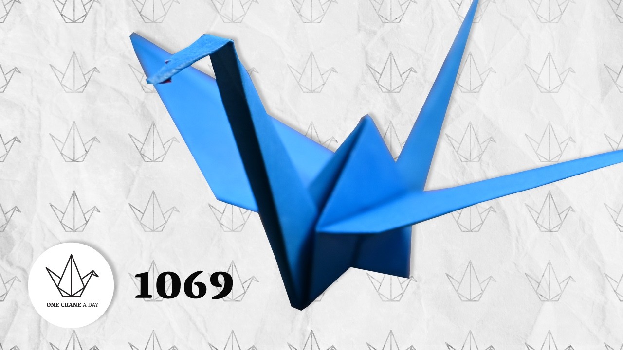 One crane a day - 1069 - F.