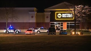 Quarrel at Buffalo Wild Wings led to shooting that critically injured teen, deputies say Net Worth