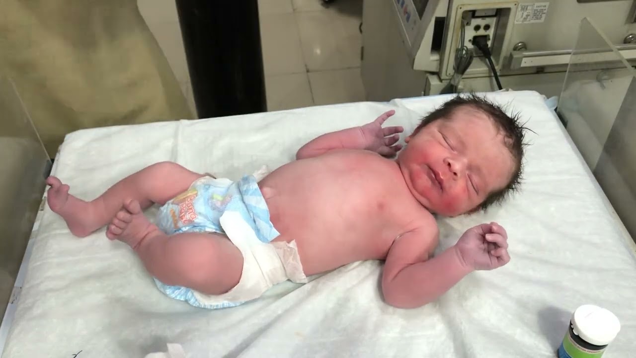 Newborn Received from Labour Room | RBS Check & Safe First Feeding Trial in NICU | Step-by-Step Guid