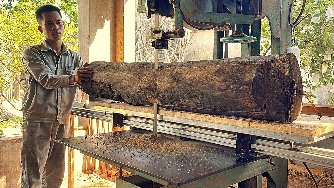 Working with Hardwood Step by Step : Making a Solid Wood Table with a Dangerous Cutter